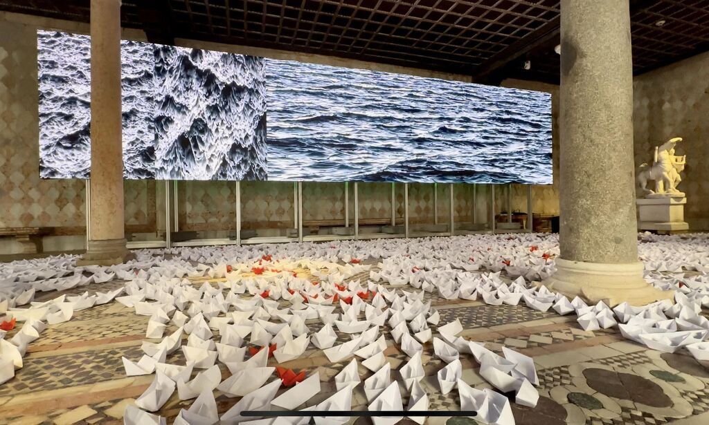Mostra “Naufragi-Approdi” a Venezia